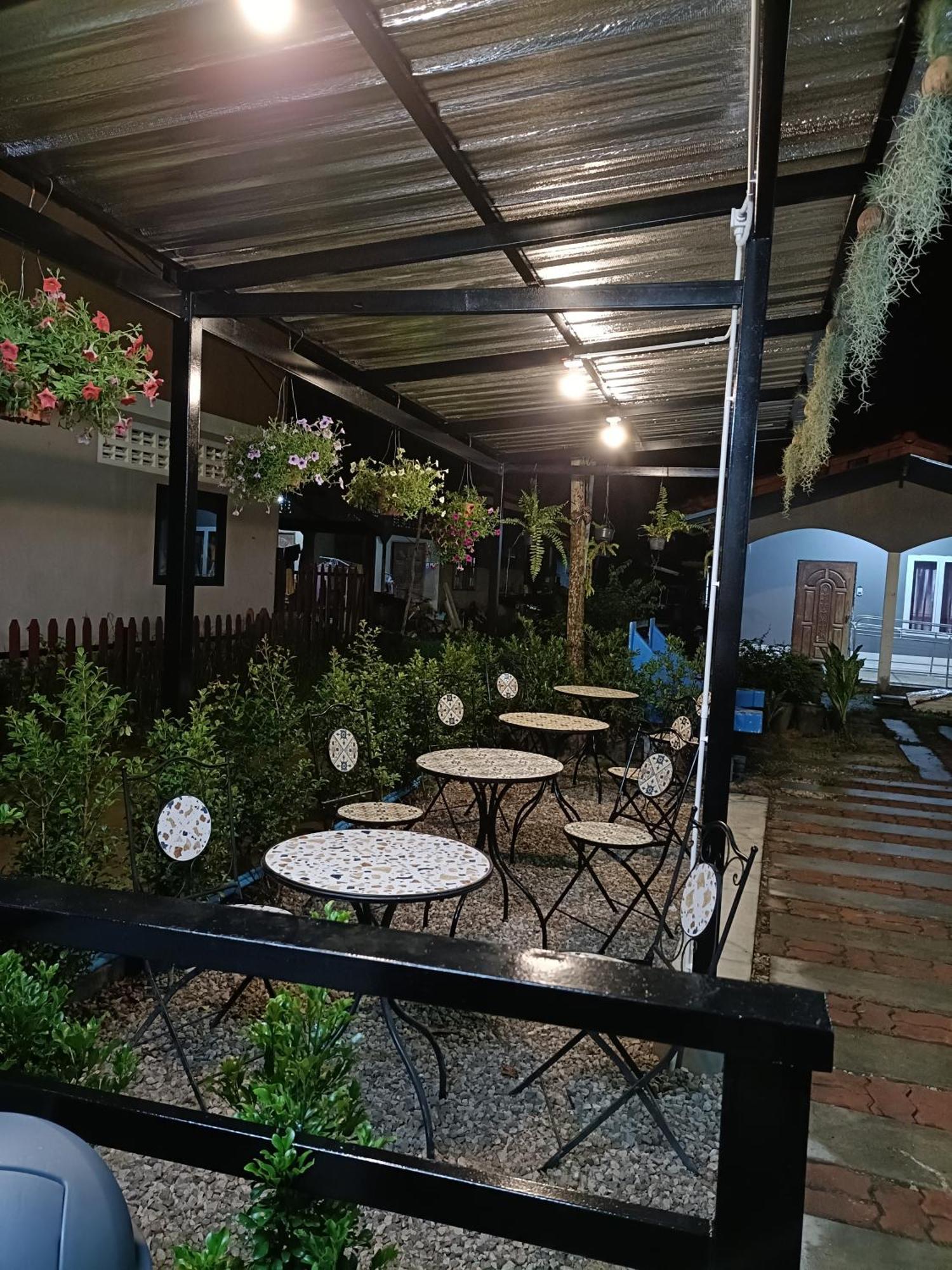 Mumzai House Apartment Ко Моок Екстериор снимка