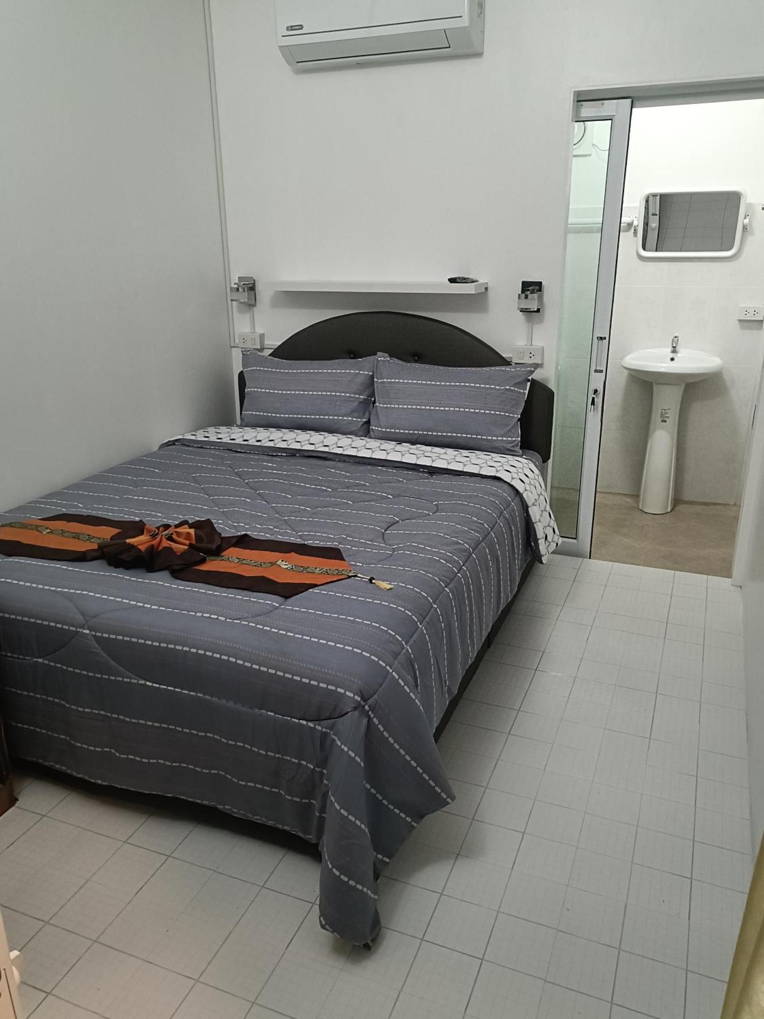 Mumzai House Apartment Ко Моок Екстериор снимка